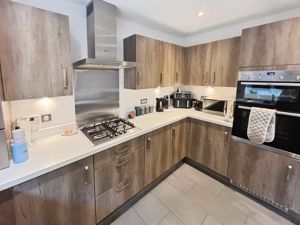 Kitchen diner- click for photo gallery